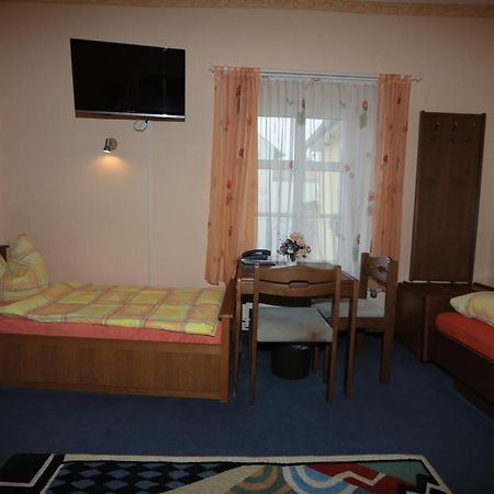 Hotel Zur Post 뮐하임 안 데어 모젤 객실 사진